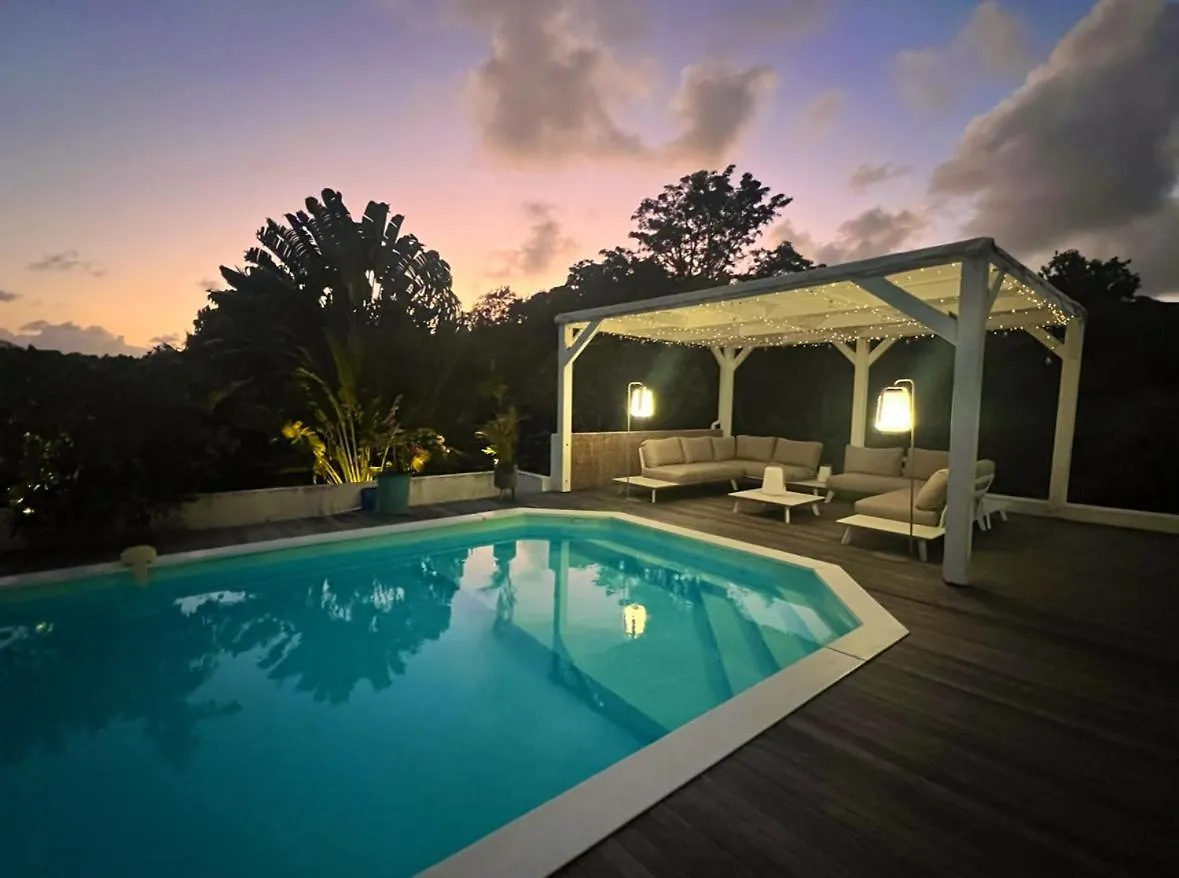 Spacieuse Villa Corossol Avec Piscine Et Jeux Exterieurs kontakter